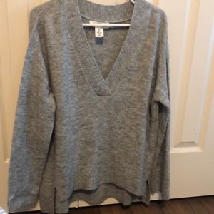 H&M gray v-neck sweater!